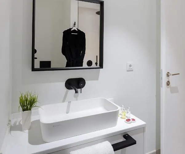 Karat Ibardin Rokabella Villa *