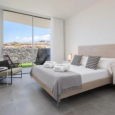 Karat Ibardin Rokabella Villa *
