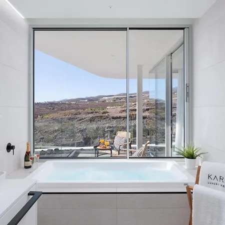 Karat Ibardin Rokabella Villa Costa Adeje