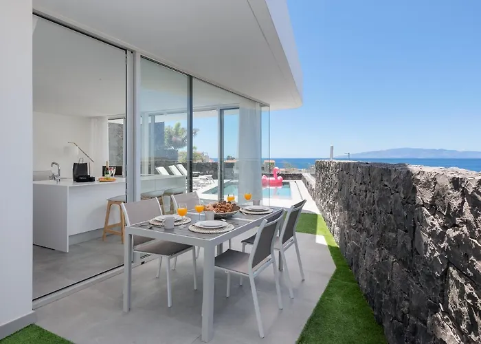 Karat Ibardin Rokabella * אדחה