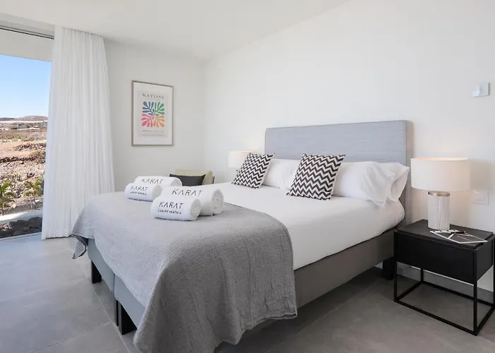 וילה Karat Ibardin Rokabella *